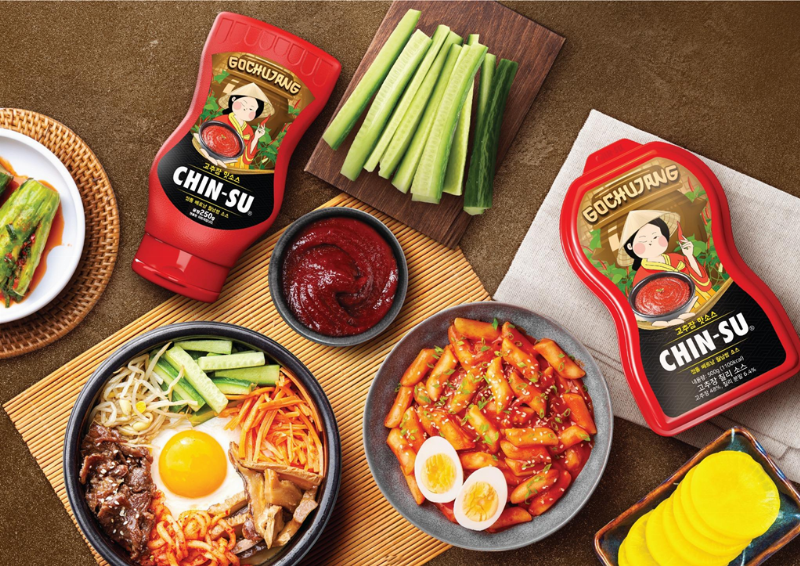 Tô sốt Gochujang cay nồng – bí quyết thành công của cách làm cơm trộn Hàn Quốc tại nhà